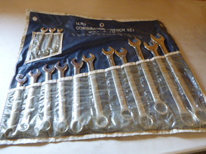 lot 39 image: 14 Piece Combination Wrench Set