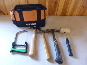 lot 40 image: Ridgid Tool Bag with Tools