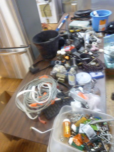 lot 57 image: Garage Items