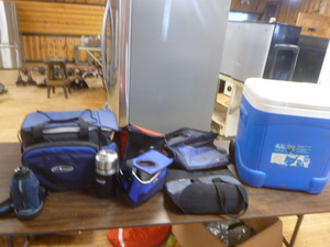 lot 76 image: Outdoor Items