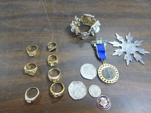 lot 82 image: Costume Jewelry