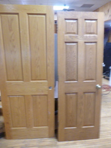 lot 84 image: 2 wooden Doors