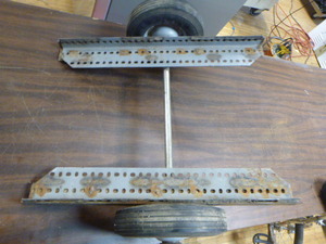 lot 86 image: 2 Wheel Cart