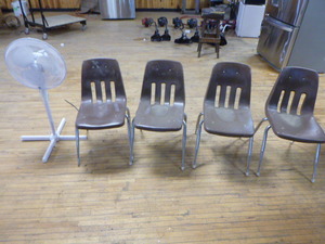 lot 135 image: 4 Chairs