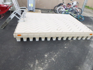 lot 3 image: Shoreline SwimDiving Raft