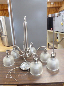 lot 155 image: Chandelier