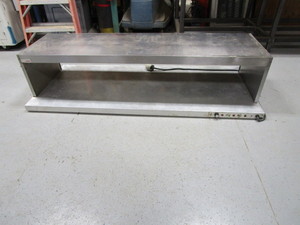 lot 5 image: Merco Warmer 30x71x17