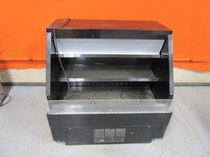 lot 12 image: Refrigerated Display Case 35x48x47