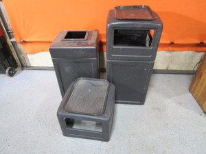 lot 26 image: Trash Receptacles