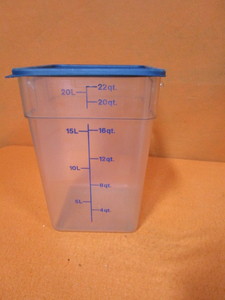 lot 94 image: 22 Quart Bucket wLid