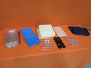 lot 97 image: Misc. Food Bin Lids & Covers