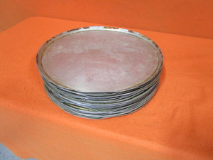 lot 120 image: (22) Alum Pizza Pans 18