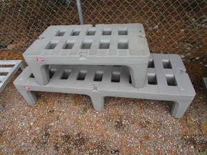 lot 40 image: (2) Metro NSF Poly Risers 22x36x12 & 22x60x12