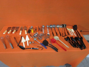 lot 152 image: Misc. Kitchen Utensils