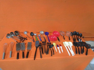 lot 153 image: Misc. Kitchen Utensils