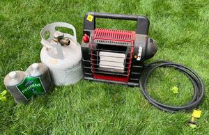 Mr. Heater Portable heater With Propane Tanks s