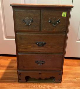 Small Side Table 16W x 12D x 25T ub