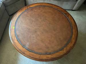40 Leather top Coffee Table L