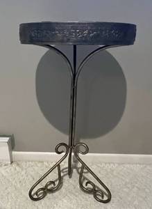 Ornate Metal Round Side Table 28 12T x 16 d