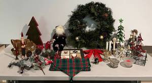 Large Group Of Misc. Christmas Dcor d