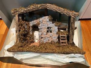 Vintage Nativity Set ub