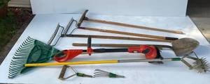 Group Of Misc. Lawn Care Items G