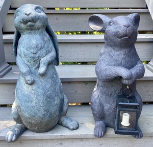 lot 102 image: Fun and Cute Animal Outdoor Decorative Figurines