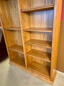 lot 61 image: Very Nice Double Oak Bookshelf