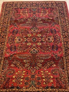 lot 58 image: Lovely Vintage Area Rug