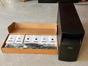 lot 5 image: Bose Acoustics Speaker System