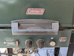 lot 221 image: Coleman Propane Grill