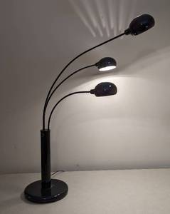 lot 229 image: Black Three Arm Table Lamp