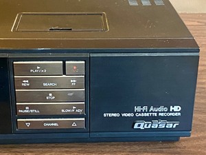 lot 205 image: Quasar Hi-Fi Audio Cassette Recorder