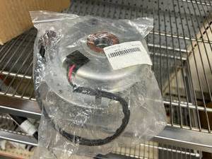 lot 13 image: New Husqvarna Clutch 105 Ft-Lbs 585521101