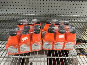 lot 53 image: 24 2.6oz Stihl High Performance 2-Cycle Oil