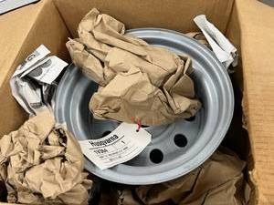 lot 177 image: New Husqvarna Rim