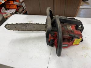 lot 199 image: Red Line RL350DF Chain Saw
