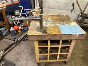 lot 264 image: Clamp & Table on Wheels