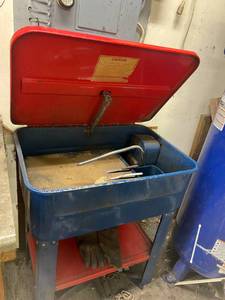 lot 269 image: Parts Washer
