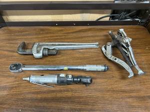 lot 272 image: Tools