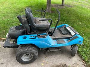 lot 302 image: Dixon ZTR Zero Turn Mower
