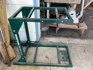 lot 305 image: Sycamore Stand