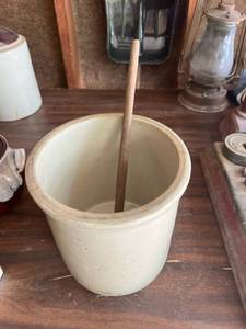 lot 330 image: Crock