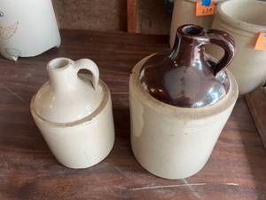 lot 332 image: Jugs