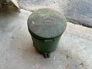 lot 354 image: John Deere Planter