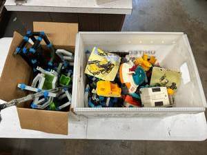 lot 365 image: Toys