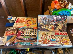 lot 371 image: Games