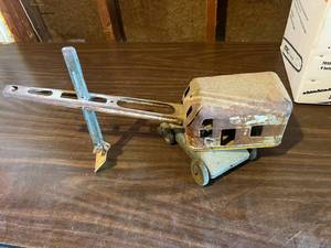 lot 374 image: Antique Toy Scoop