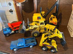 lot 376 image: Tonka & Other Toys