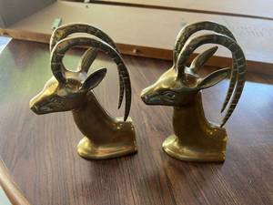 lot 430 image: Brass Bookends